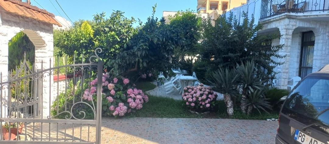 Guest House Aldin Ulcinj Buitenkant foto