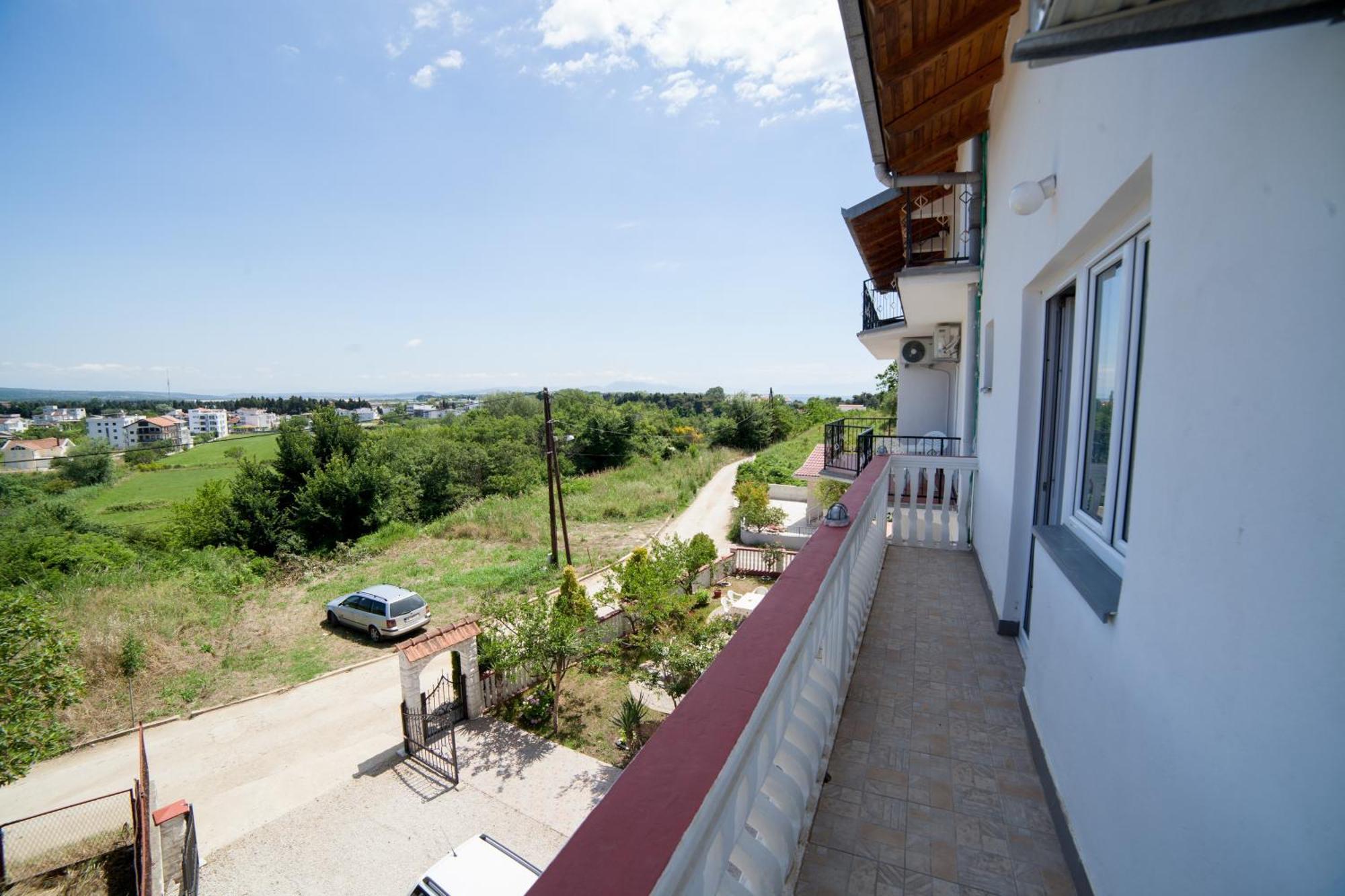 Guest House Aldin Ulcinj Buitenkant foto