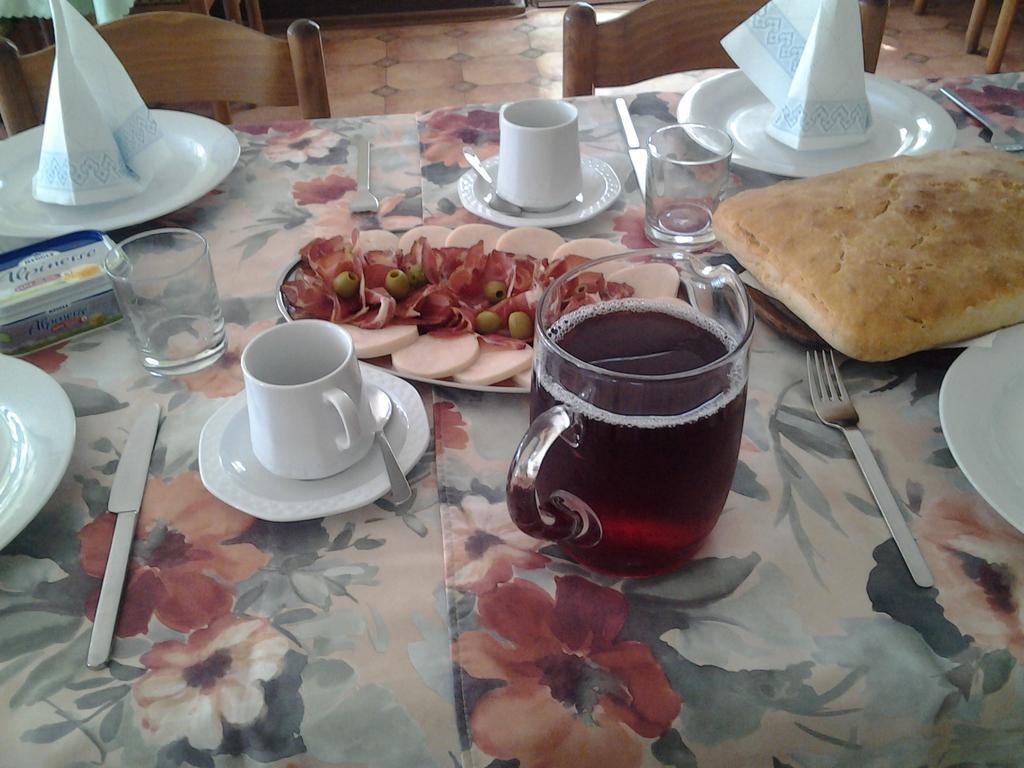Guest House Aldin Ulcinj Buitenkant foto